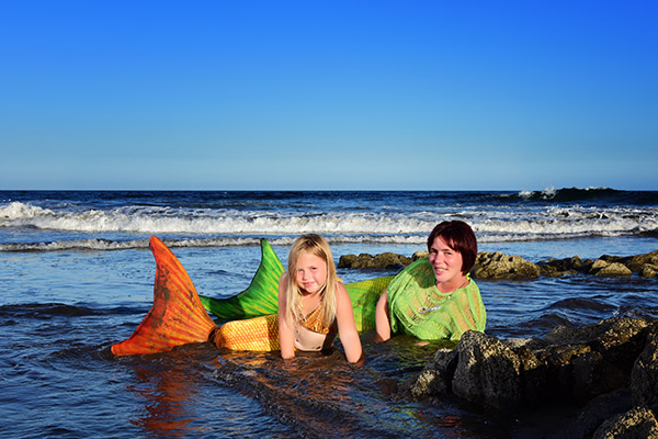 we take pictures from you -> Your mermaid pictures